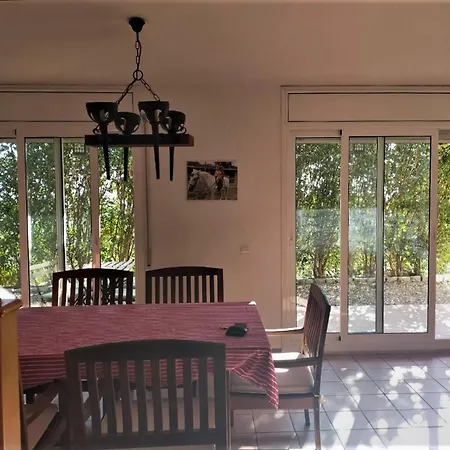 Willa Casa Bella Vista En Montana Con Vistas Al Mar Y Piscina Privada Cunit Zewnętrze zdjęcie